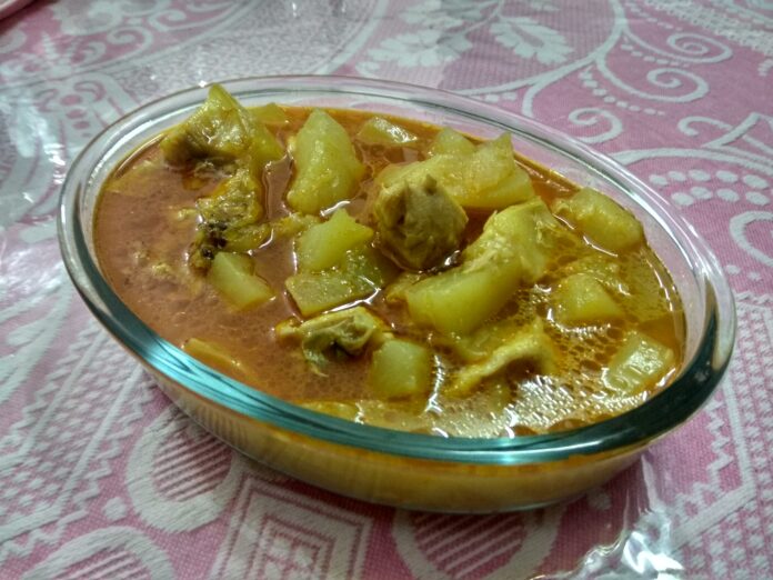 রুই মাছ দিয়ে পেঁপের ঝোল_০১_নুরুন নাহার_Nurun Nahar_Culinary Artist_Bangladesh_Bangladesh_বাংলা রেসিপি_Brand Bangla