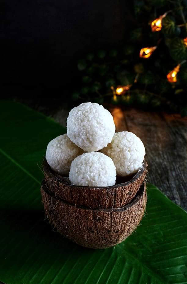 নারকেলের সাদা নাড়ু_০১_হেলেনা পারভিন রুমা_Helena Parvin Ruma_Culinary Artist_Bangladesh_United Kingdom_বাংলা রেসিপি_Bangla Recipe_Brand Bangla