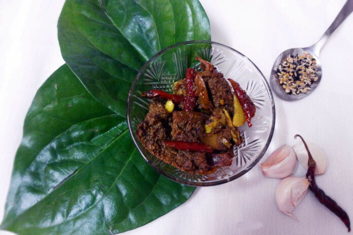আমের টক-ঝাল আঁচার_ফারহানা শারমিন তৃষা_FARHANA SHARMIN TRISSA_বাংলাদেশ_BANGLADESH_বাংলা রেসিপি_BANGLARECIPE_BANGLA RECIPE_BRANDBANGLAORG